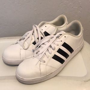 Adidas Sneakers